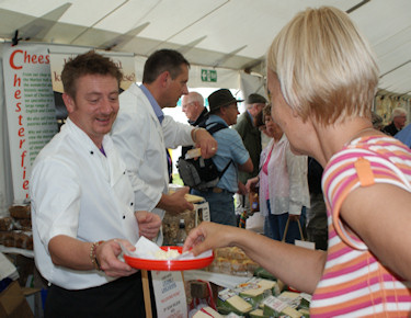 Sean Wilson handing out samples at Bakewell Show 2009