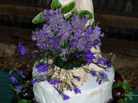 Cheese Wedding Cake Construction - Decoration 8