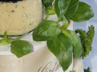Cheese Wedding Cake Construction - Decoration 5
